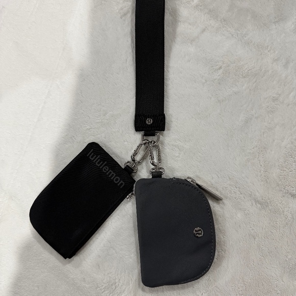 Lululemon Duo Keychain - Picture 1 of 4